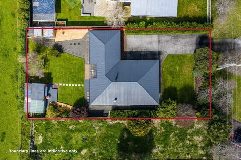 Photo of property in 537 Richmond Road, Lepperton, New Plymouth, 4373