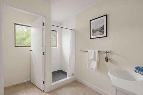 Photo of property in 14b Kauri Drive, Waiuku, 2123