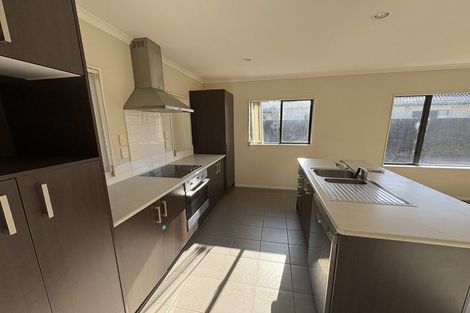Photo of property in 29 Cityview Place, Massey, Auckland, 0614