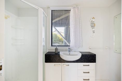 Photo of property in 72 Glenstrae Road, Redcliffs, Christchurch, 8081