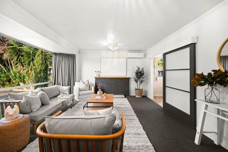 Photo of property in 102 Browning Street, Leamington, Cambridge, 3432