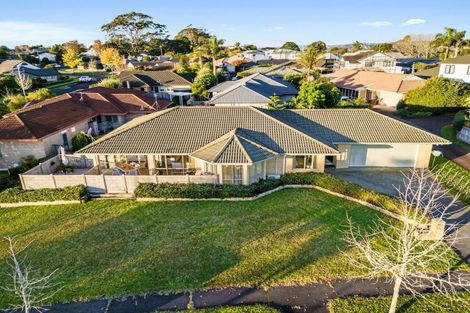 Photo of property in 32 Starlight Cove, Hobsonville, Auckland, 0618