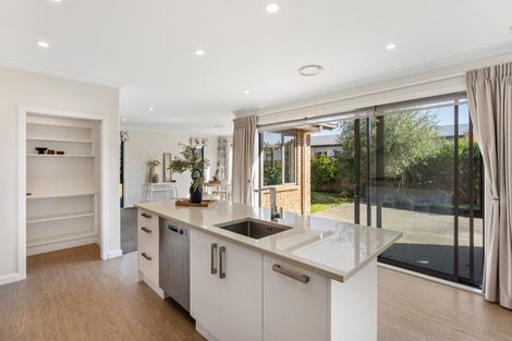 Photo of property in 12 Christow Court, Paraparaumu, 5032