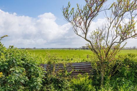 Photo of property in 43 Sutherland Crescent, Westbrook, Palmerston North, 4412