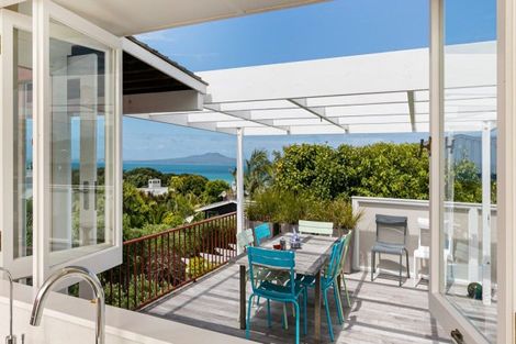Photo of property in 11 Brighton Terrace, Mairangi Bay, Auckland, 0630