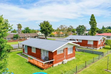 Photo of property in 74 Main Street, Edgecumbe, 3120