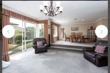 Photo of property in 7 Magilligan Close, East Tamaki Heights, Auckland, 2016