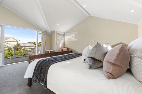Photo of property in 26 Jubilee Avenue, Devonport, Auckland, 0624