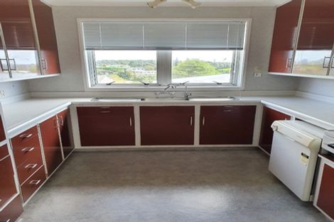 Photo of property in 2/112 Frankley Road, Frankleigh Park, New Plymouth, 4310