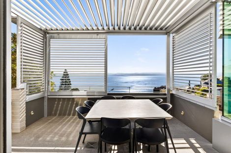 Photo of property in 2/23 Seapoint Road, Bluff Hill, Napier, 4110