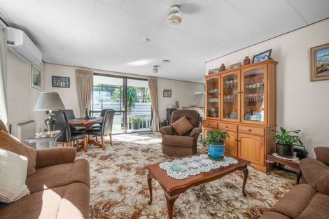 Photo of property in 1a Heath Street, St Andrews, Hamilton, 3200