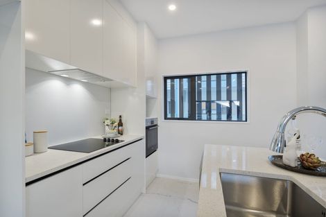 Photo of property in 14f Geordie Street, Henderson, Auckland, 0612