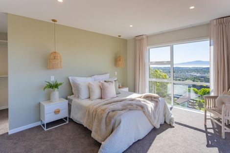 Photo of property in 90 Kotare Street, Waikanae, 5036