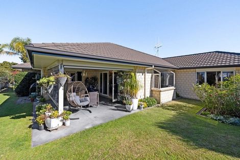 Photo of property in 11 Norfolk Drive, Cambridge, 3434