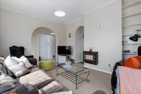 Photo of property in 16a Bains Avenue, Hamilton East, Hamilton, 3216