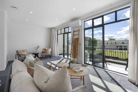 Photo of property in 38 Country Club Terrace, Northwood, Christchurch, 8051