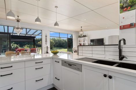 Photo of property in 62 Kayelene Place, Omokoroa, 3114