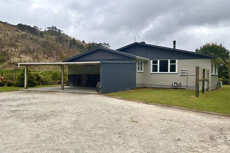Photo of property in 652 Piko Road, Okoki, Urenui, 4375