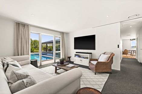 Photo of property in 10 Charlton Road, Te Awanga, 4102
