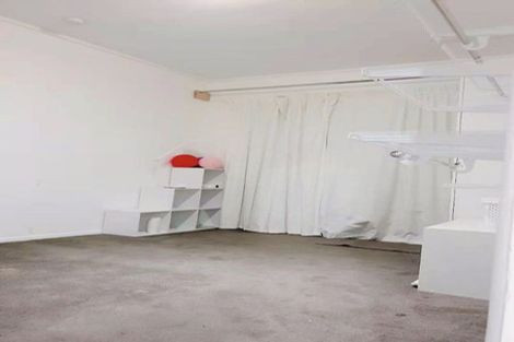 Photo of property in 3u3 Tralee Place, Hillcrest, Hamilton, 3216