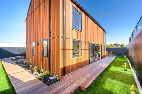 Photo of property in 145b Cook Street, West End, Palmerston North, 4410