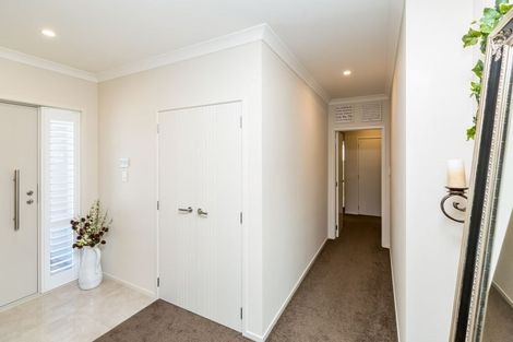 Photo of property in 180b Brooklands Road, Vogeltown, New Plymouth, 4310