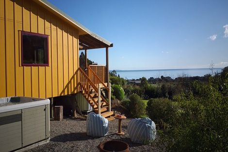 Photo of property in 69 Matenga Road, Ligar Bay, Takaka, 7183