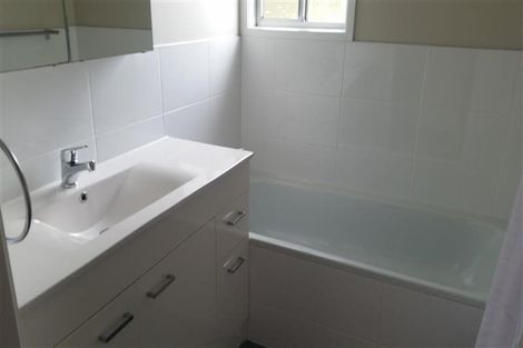 Photo of property in 66 Kia Ora Road, Beach Haven, Auckland, 0626