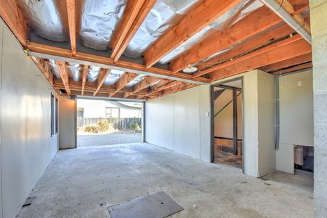 Photo of property in 37 Brydone Street, Edendale, 9825