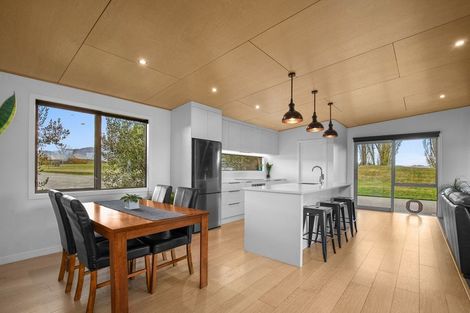 Photo of property in 28 Gartley Lane, Springvale, Alexandra, 9393