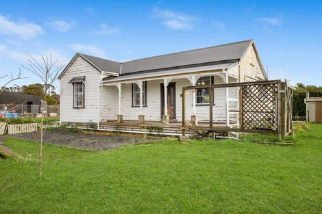 Photo of property in 2634 Mountain Road, Tariki, Stratford, 4394