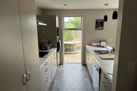 Photo of property in 4 Onslow Road, Lake Hayes, Queenstown, 9304