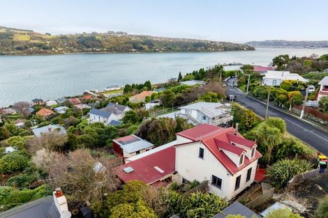 Photo of property in 2 Waireka Street, Ravensbourne, Dunedin, 9022