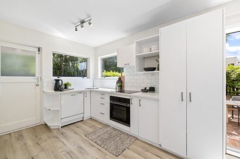 Photo of property in 1/34 Holly Road, St Albans, Christchurch, 8014