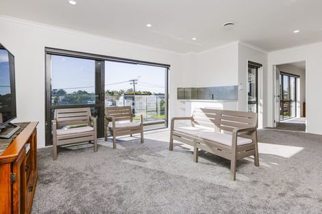 Photo of property in 10a John Street, Mangere East, Auckland, 2024