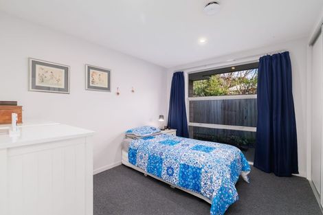 Photo of property in 33c Wilsons Road South, Saint Martins, Christchurch, 8022