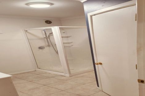 Photo of property in 40 Ruskin Road, Newlands, Wellington, 6037