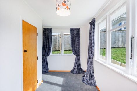 Photo of property in 45 Godley Street, Halcombe, 4779