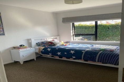 Photo of property in 14 Upham Street, Havelock North, 4130