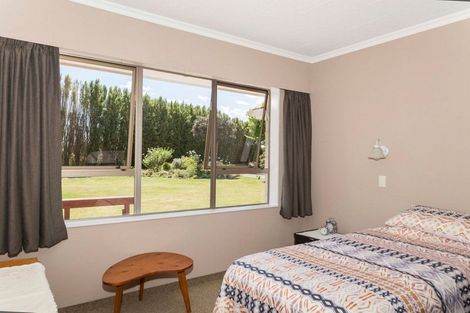 Photo of property in 47 Laws Road, Dannevirke, 4972