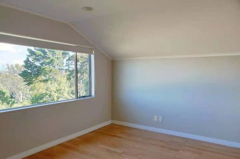 Photo of property in 1/227 Sunset Road, Sunnynook, Auckland, 0632