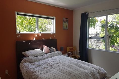 Photo of property in 43 Raumati Crescent, Onerahi, Whangarei, 0110