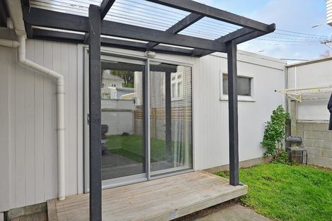 Photo of property in 76 Rintoul Street, Newtown, Wellington, 6021