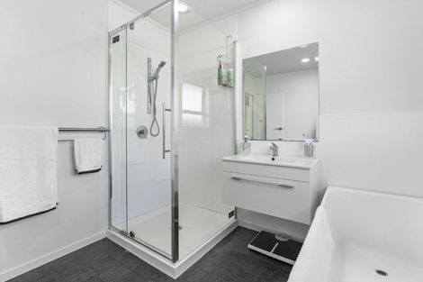 Photo of property in 68a Sixth Avenue, Tauranga, 3110