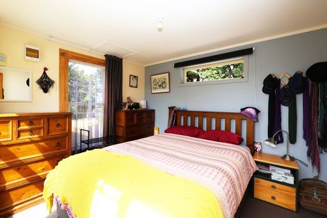 Photo of property in 39 Liverpool Street, Hampden, 9410