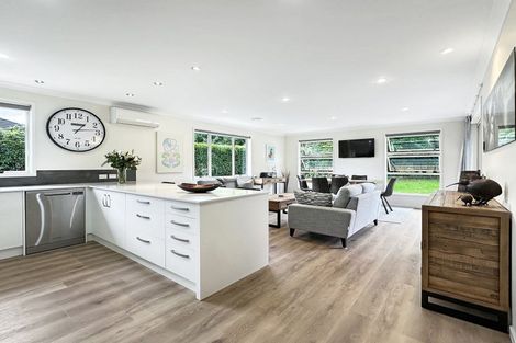 Photo of property in 15 Bodes Lane, Kinloch, Taupo, 3377