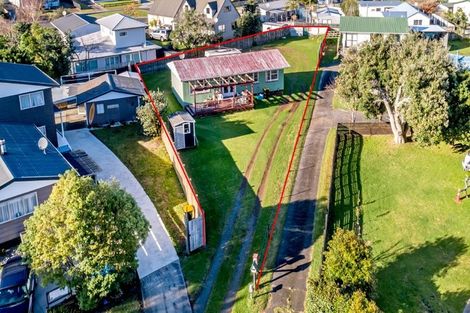 Photo of property in 138 Lorraine Place, Whangamata, 3620