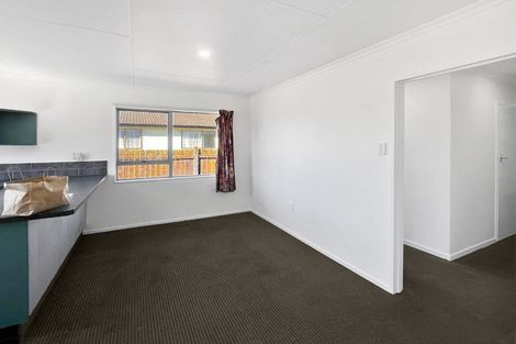 Photo of property in 11 Colonial Place, Kelvin Grove, Palmerston North, 4414
