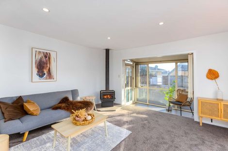 Photo of property in 19 Leonie Place, Aranui, Christchurch, 8061