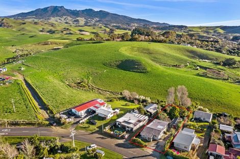 Photo of property in 3 Te Hutewai Road, Raglan, 3225